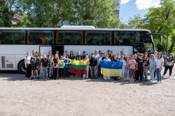 Діти, які постраждали від війни на Тернопільщині, поїхали відпочивати у Литву (фото)