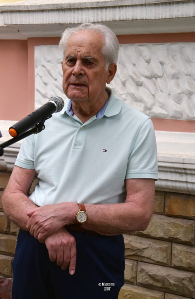 Меморіальну дошку видатному вченому Омеляну Пріцаку відкрили у Тернополі (фото)