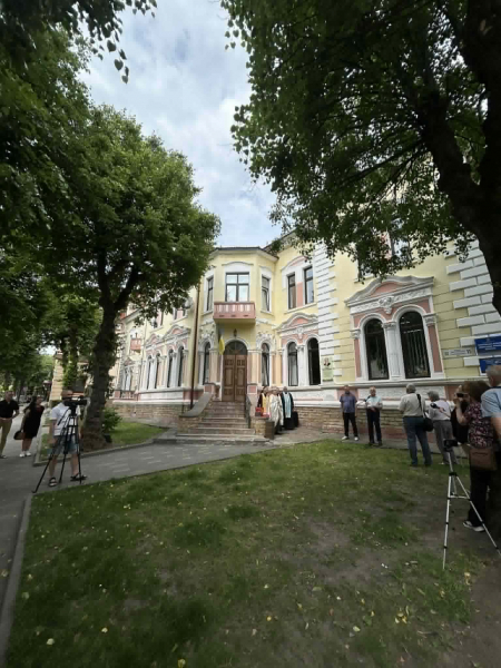 Меморіальну дошку видатному вченому Омеляну Пріцаку відкрили у Тернополі (фото)