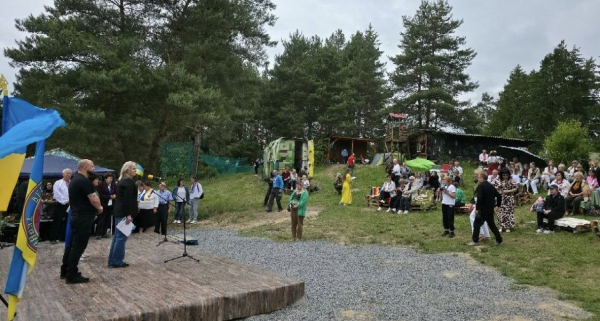 Гартують характер та патріотизм: на межі Тернопільщини розпочав роботу табір «Подільсько-Волинська Січ»