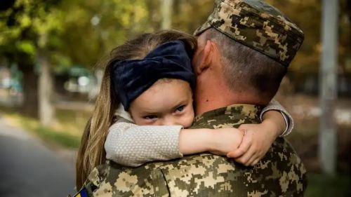 День батька на Тернопільщині: чому це свято під час війни набуло особливого значення