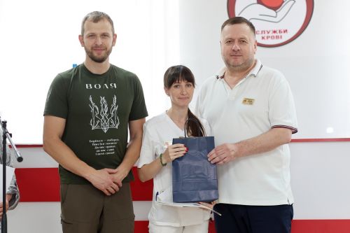 З нагоди Всесвітнього дня донора у Тернополі нагородили донорів, медиків та волонтерів (фоторепортаж)