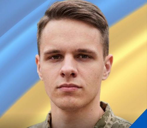 У Копичинецькій громаді зустрінуть полеглого захисника Остапа Романюка