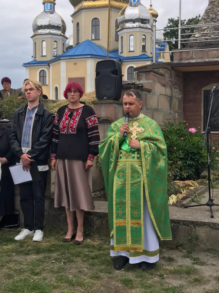 Пам’ятний банер загиблому захиснику Тарасу Казнодію відкрили у Теребовлянській громаді (фото)