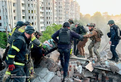 Унаслідок російського комбінованого обстрілу України загинули 13 людей, понад 100 - постраждали, - Клименко (фото)