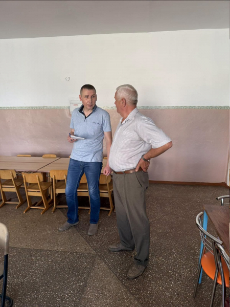Безкоштовне харчування та готовність шкіл: на Кременеччині перевірили освітні заклади (фото)