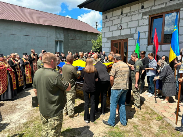 Козівська громада попрощалася із 36-річним захисником Богданом Бакулінським (фото)