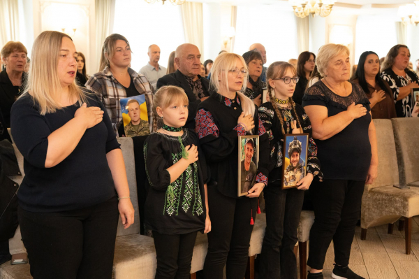 На Тернопільщині посмертно нагородили 46 полеглих захисників України (фото)