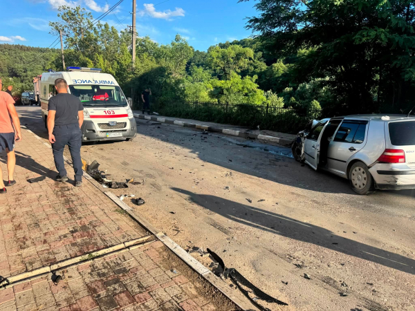 2,29 проміле алкоголю у крові: у Бучачі сталася ДТП з двома потерпілими (фото, відео)