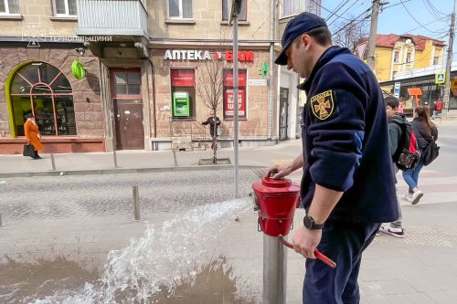 У Тернополі планують замінити пожежні гідранти: що зміниться для рятувальників (фото)