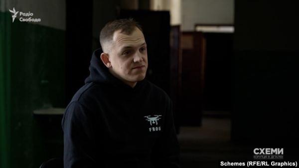 «Коновал». Російський медик, який систематично знущається над бранцями в колонії у Пакіно. «Схеми» знайшли його (фото, відео)