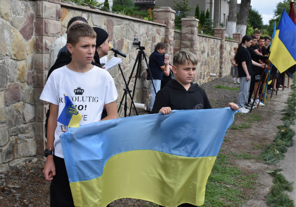 Бучацька громада попрощається із полеглим захисником Назарієм Таїровим (фото)