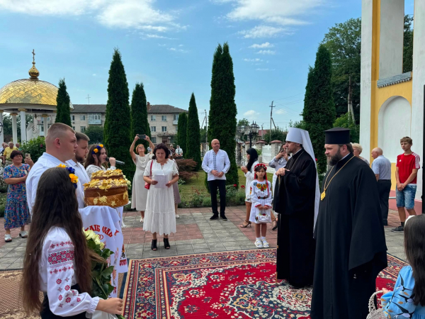 Настоятель отримав орден: храм у Хоросткові святкує 30-річний ювілей (фото)