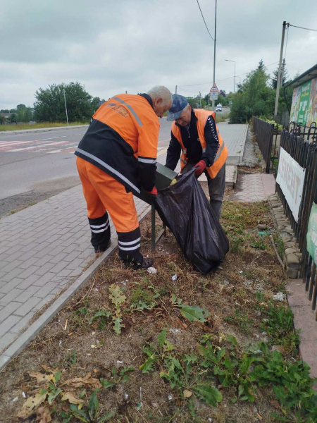 На дорогах Тернопільщини ліквідовують ями та наслідки негоди: які роботи тривають (фото)