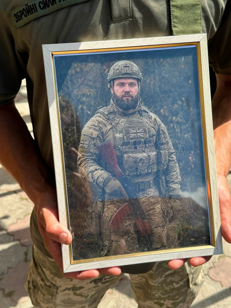Козівська громада попрощалася із 36-річним захисником Богданом Бакулінським (фото)