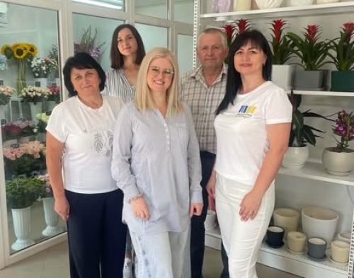 Жителька Бережан відкрила власний квітковий простір завдяки державному гранту (фото)