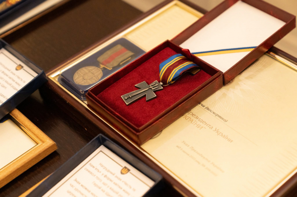 На Тернопільщині посмертно нагородили 46 полеглих захисників України (фото)