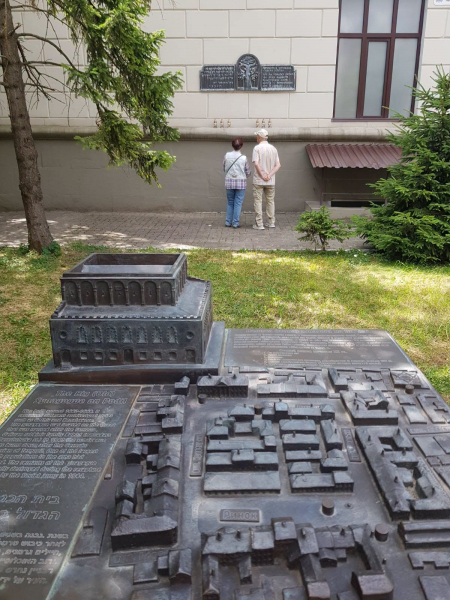 У Тернополі вшанували пам'ять євреїв, розстріляних нацистами у липні 1941 року (фото)