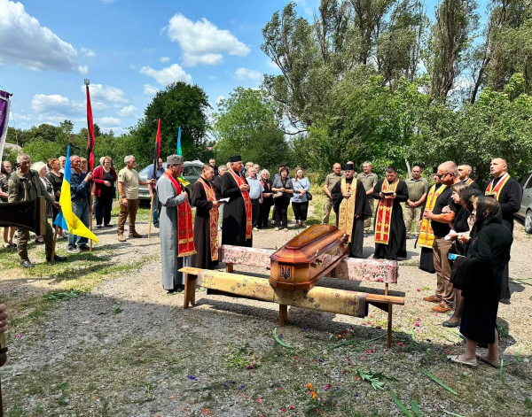 «На щиті» до Козівської громади повернувся захисник Михайло Завиташ (фото)