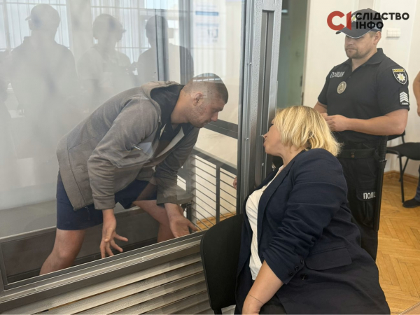 У Львові напали на військовослужбовців ТЦК та СП і розбили службове авто: підозрюваного взяли під варту, частина учасників вибачилася (фото, відео)