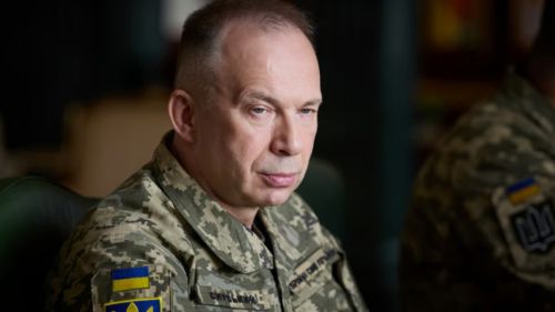 Генштаб спростував інформацію про звільнення Сирського