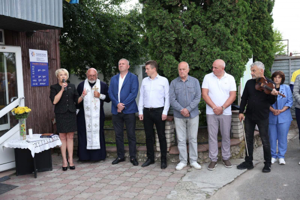 У Ланівцях відкрили меморіальну дошку полеглому воїну Валерію Качаленку (фото)