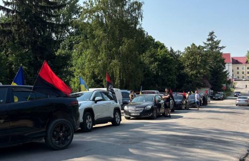 "Використання соціального таксі для перевезення полеглих воїнів є неприпустимим", - волонтери Тернопільщини (фото)