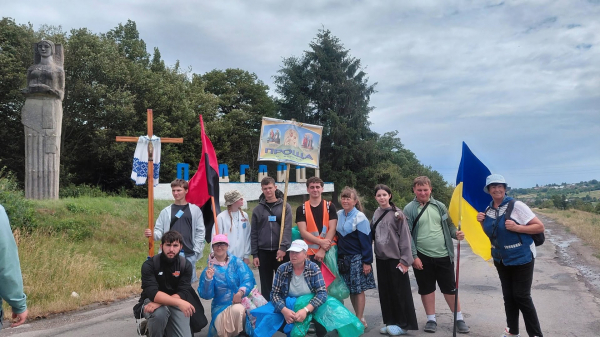 До Зарваниці прибувають перші паломники Загальнонаціональної прощі (фото)