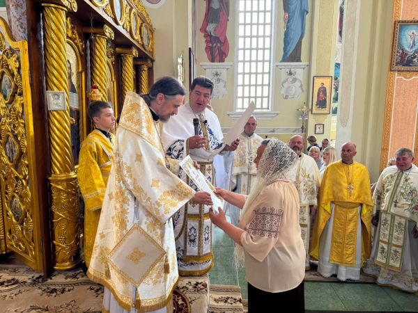 Настоятель отримав орден: храм у Хоросткові святкує 30-річний ювілей (фото)