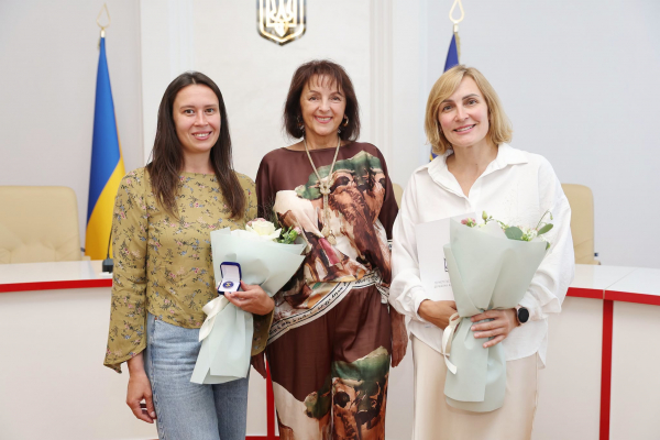 29 тренерів Тернопільщини отримали державні та обласні нагороди (фото)