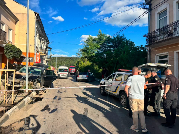 2,29 проміле алкоголю у крові: у Бучачі сталася ДТП з двома потерпілими (фото, відео)
