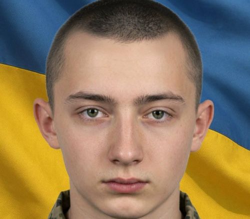 Втекли від війни з Сумщини: у Тернополі прощатимуться з полеглим воїном Максимом Гриценком (фото)