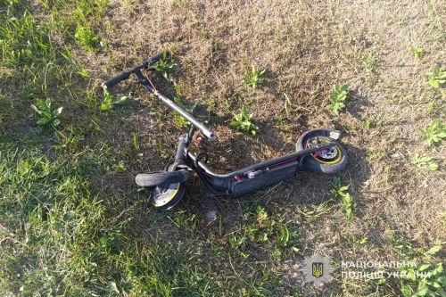 В Хоростківській громаді п'яний водій збив 13-річну дівчинку на електросамокаті (фото)