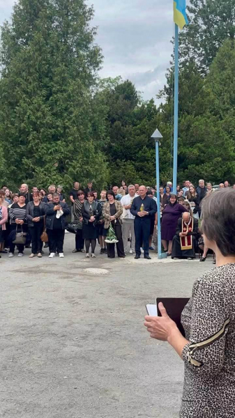 На Чортківщині відкрили меморіальну дошку полеглому захиснику Василю Маціборку (фото)