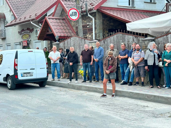 «На щиті» до Козівської громади повернувся захисник Михайло Завиташ (фото)
