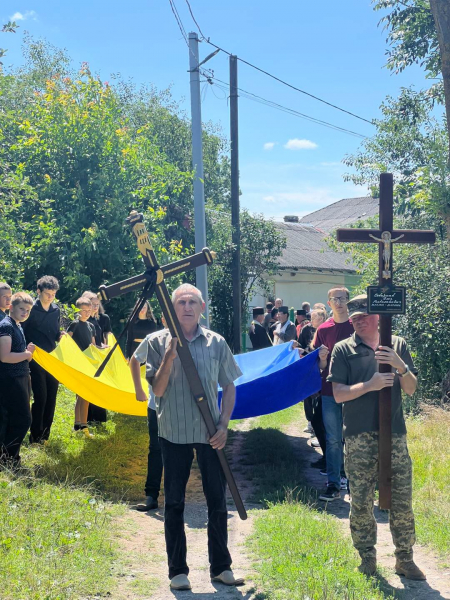 У Саранчуках попрощалися із захисником Олегом Сокирником (фото)