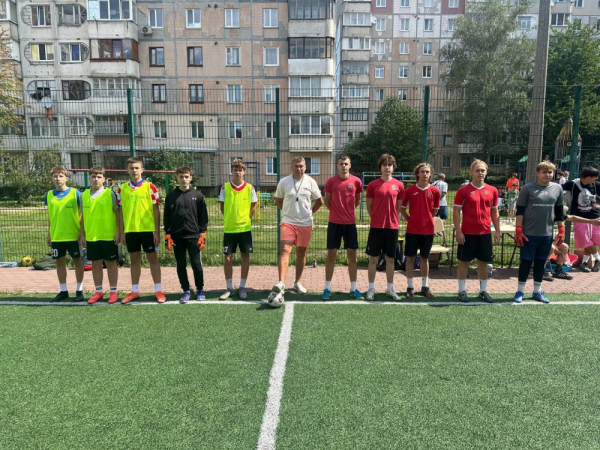 У Тернополі визначили переможців турніру з дворового мініфутболу серед підлітків (фото)