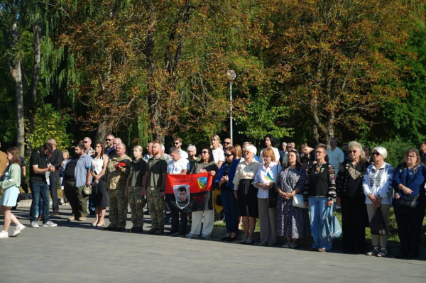 У Тернополі підняли Державний Прапор і згадали історичну подію 1990 року (фото)