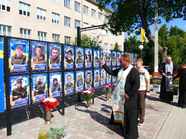 Віра, надія і очікування: на Тернопільщині відкрили Алею зниклих безвісти воїнів (фото)