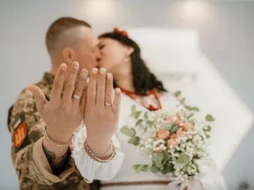За перше півріччя 2026 року на Тернопільщині одружилися 1133 та розлучилися 288 пар
