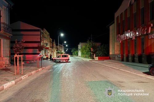 Автомобіль збив 16-річного мотоцикліста та його пасажира: ДТП на Бучаччині
