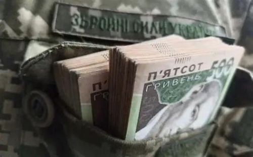 Хотів нажитися на горі матері загиблого воїна: односельця із Залозецької громади підозрюють у вимаганні 2 мільйонів гривень (фото)