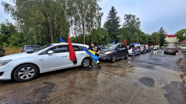 «Ми не можемо і не повинні робити все самі»: волонтери закликали громади Тернопільщини долучатися до супроводу полеглих воїнів (фото)