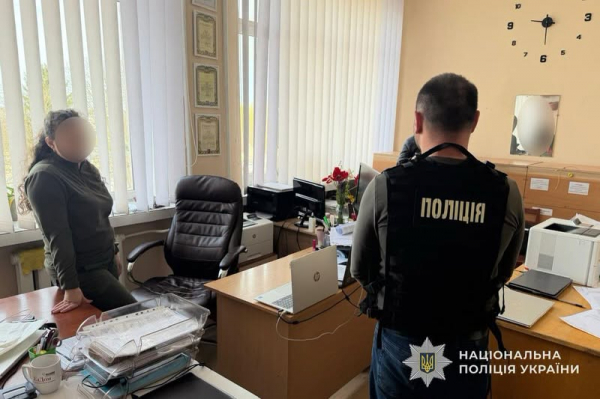 За 1500 доларів обіцяла зняти чоловіка з розшуку «Оберіг»: на Тернопільщині судитимуть начальницю підрозділу ДСНС (фото)
