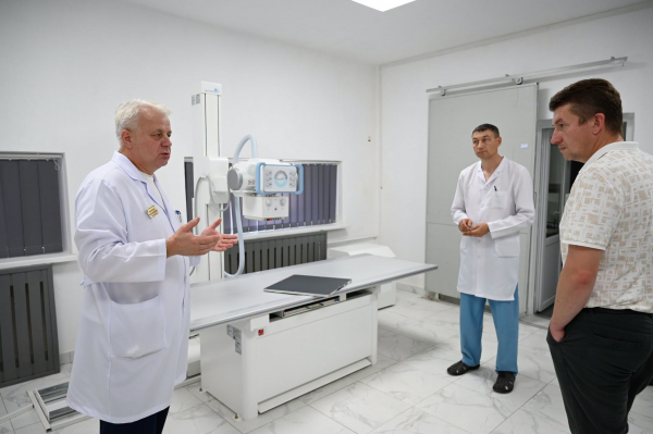У Лановецькій лікарні відкрили сучасний рентген-кабінет за понад 4,2 млн грн (фото)