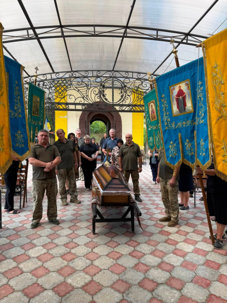 У Заліщицькій громаді попрощалися із захисником Миколою Василиком (фото)