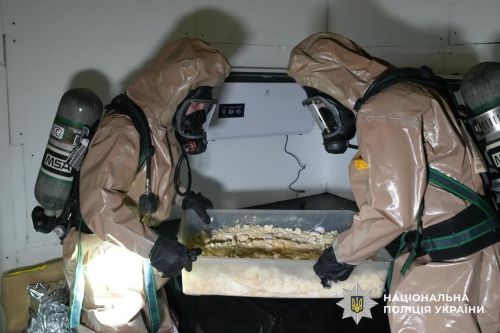 В Україні знешкоджено 42 нарколабораторії, вилучено понад тонну наркотиків на суму 540 млн грн (фото, відео)
