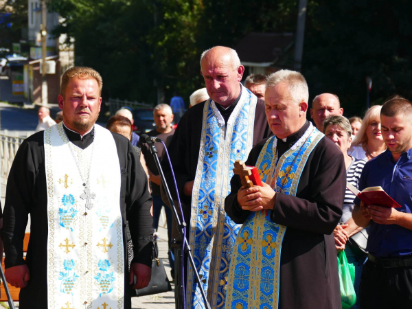 Віра, надія і очікування: на Тернопільщині відкрили Алею зниклих безвісти воїнів (фото)