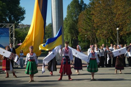 У Тернополі підняли Державний Прапор і згадали історичну подію 1990 року (фото)
