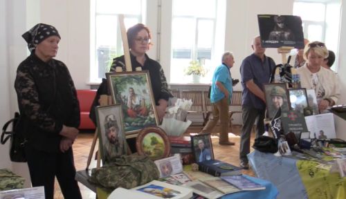 Виставку пам’яті полеглих захисників «Серце Файного. Код Нескорених» відкрили у Тернополі